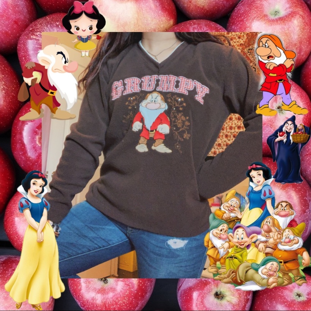 Grumpy Sweater 🍎💙🎀